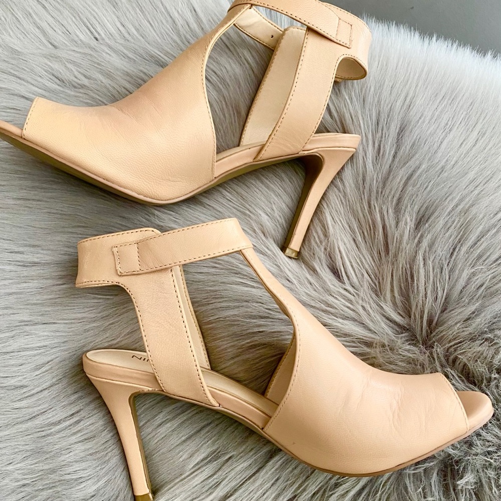 Nine West Leather Peep Toe Ankle Strap Heels - Picture 5 of 9